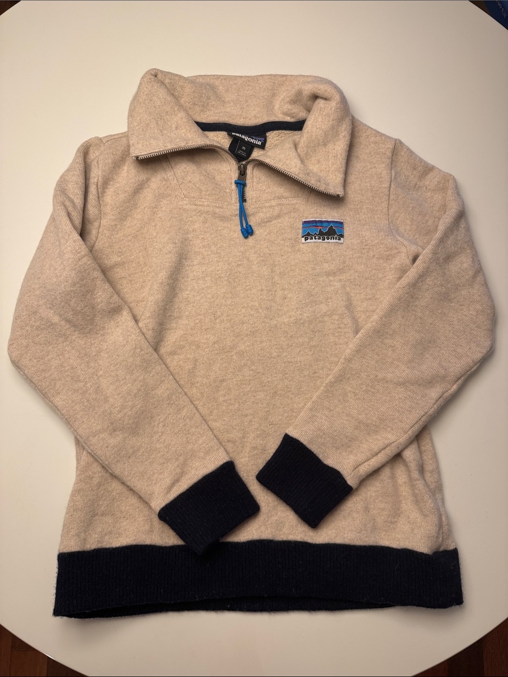 Patagonia Women’s Quarter-Zip Pullover | Size XS | Excellent Condition